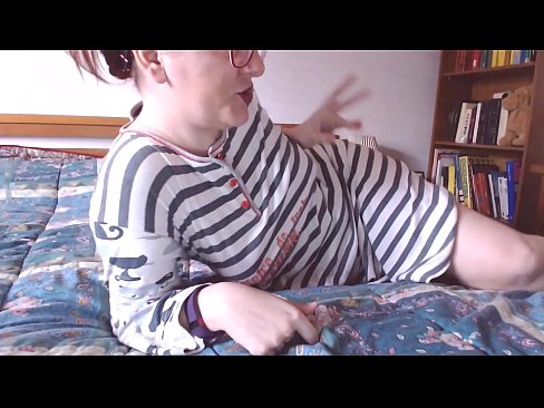 ❤️ Gabh an coileach mòr dubh seo nad bheul tràill bheag ❌ Bhidio porn aig gd.vegasservice.ru ❌